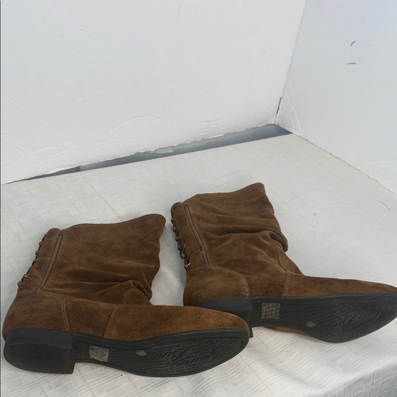 Gianni Bini Brown
 Suede Women's Boots - Picture 8 of 8